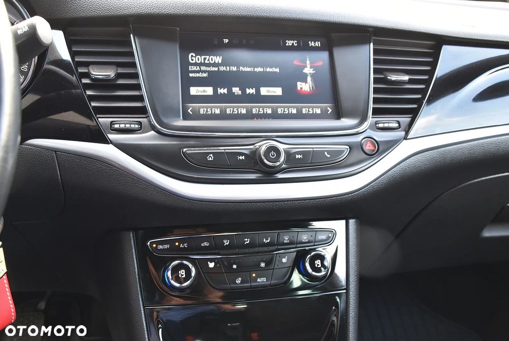 Opel Astra 1.4 Turbo Edition - 30