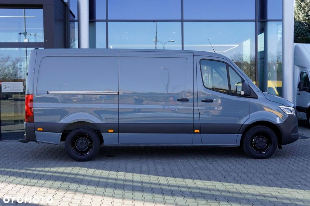Mercedes-Benz Sprinter - 9