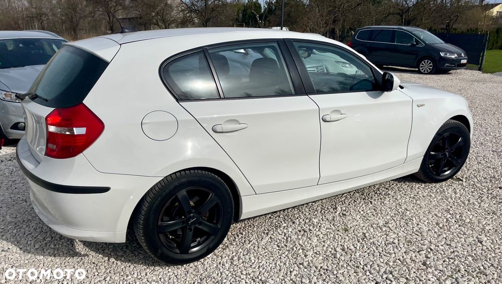BMW Seria 1 - 26