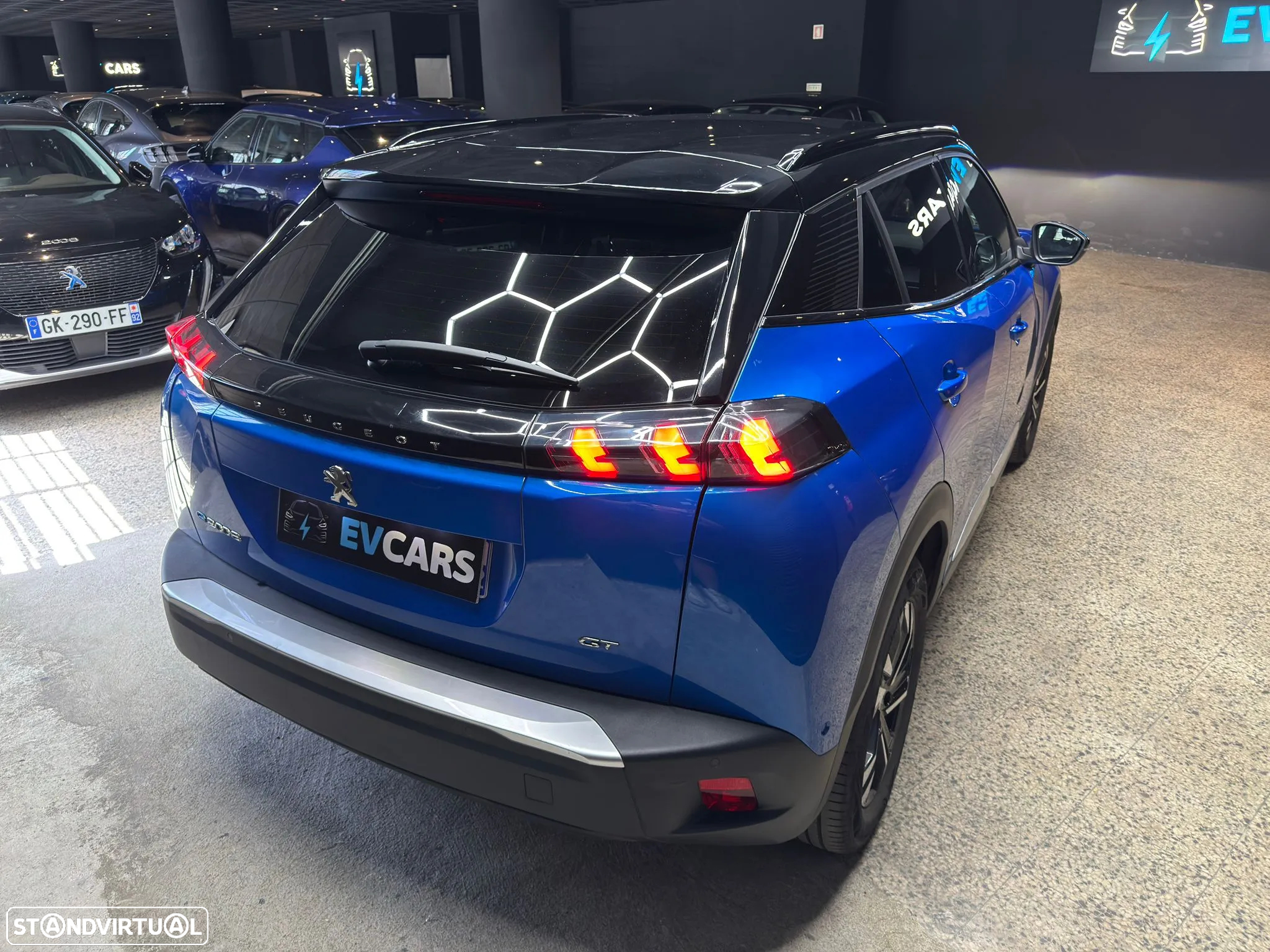 Peugeot e-2008 50 kWh GT Line - 8