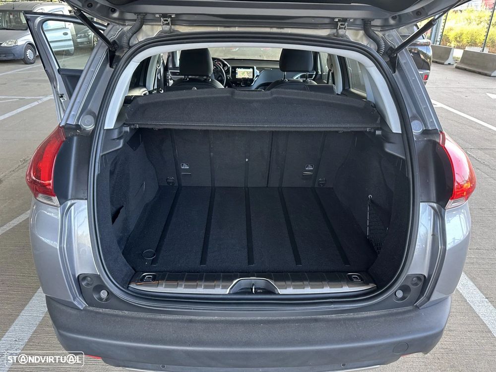 Peugeot 2008 1.2 PureTech Allure - 13