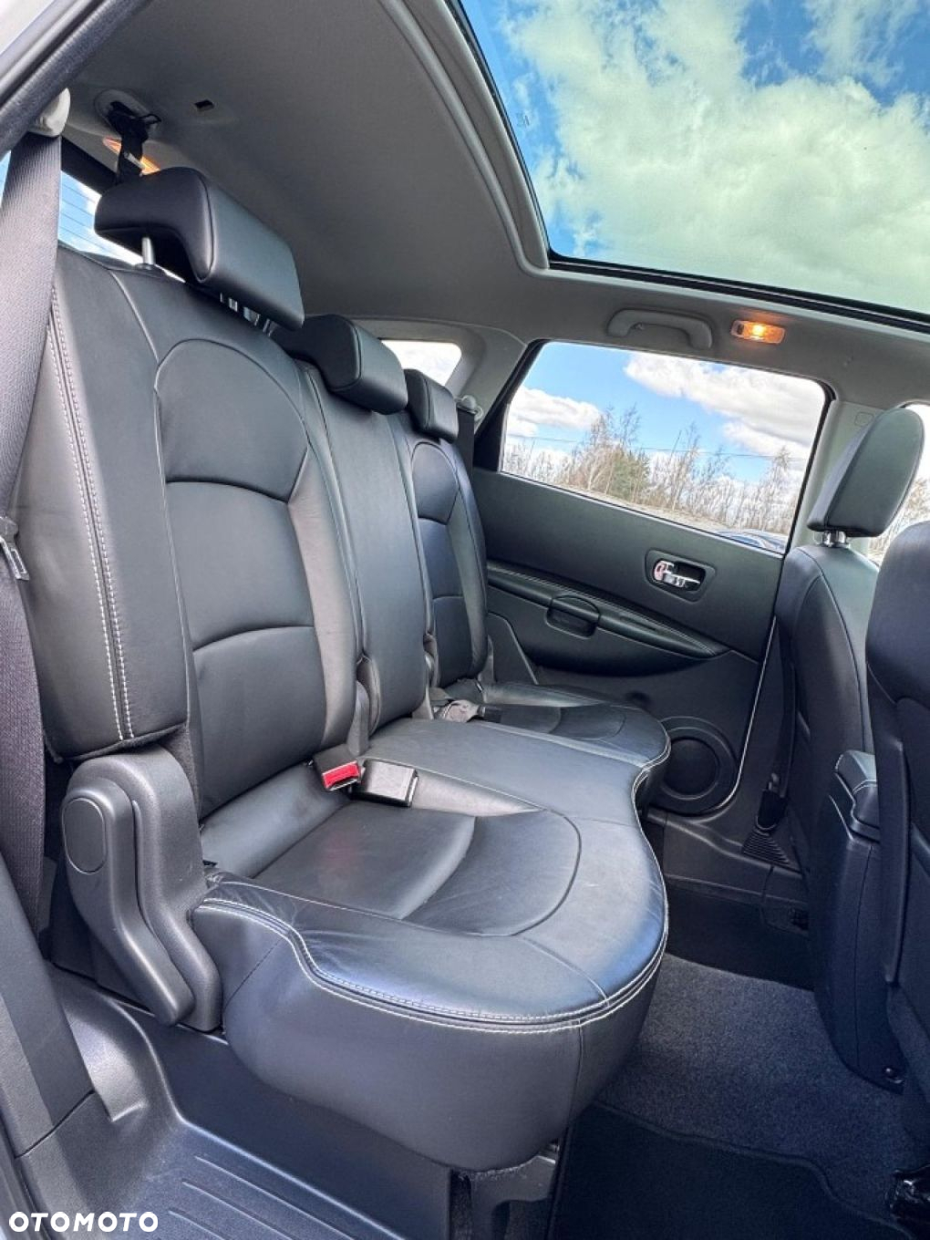 Nissan Qashqai+2 - 23