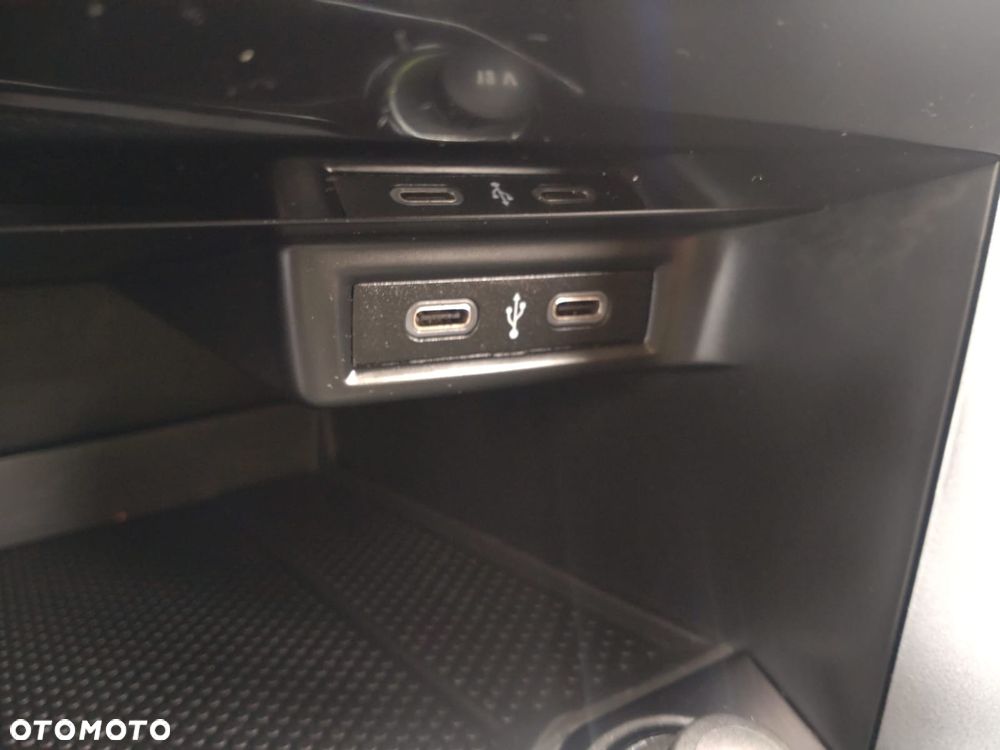 Volkswagen T-Roc 1.0 TSI IQ Drive - 34