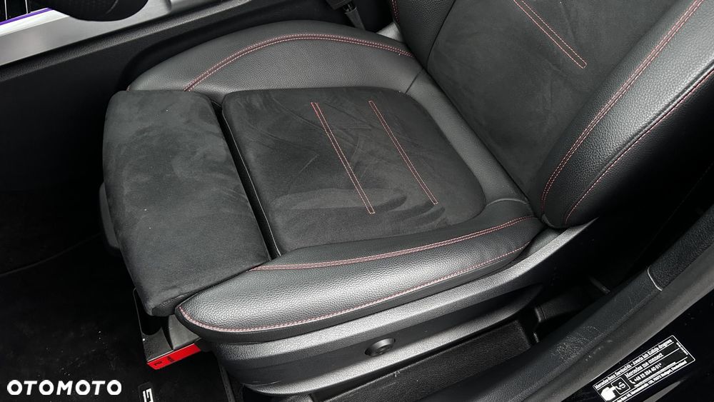 Mercedes-Benz GLB 200 AMG Line 7G-DCT - 13