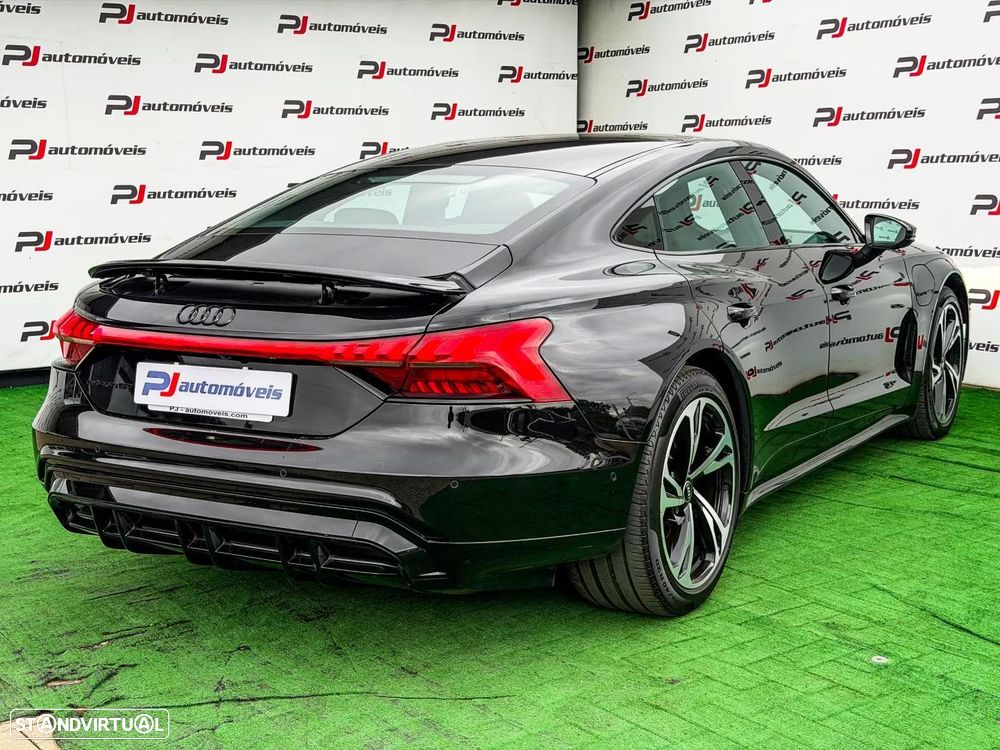 Audi e-tron GT quattro - 8