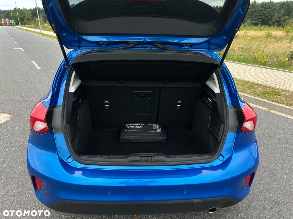 Ford Focus 1.0 EcoBoost mHEV Titanium - 17