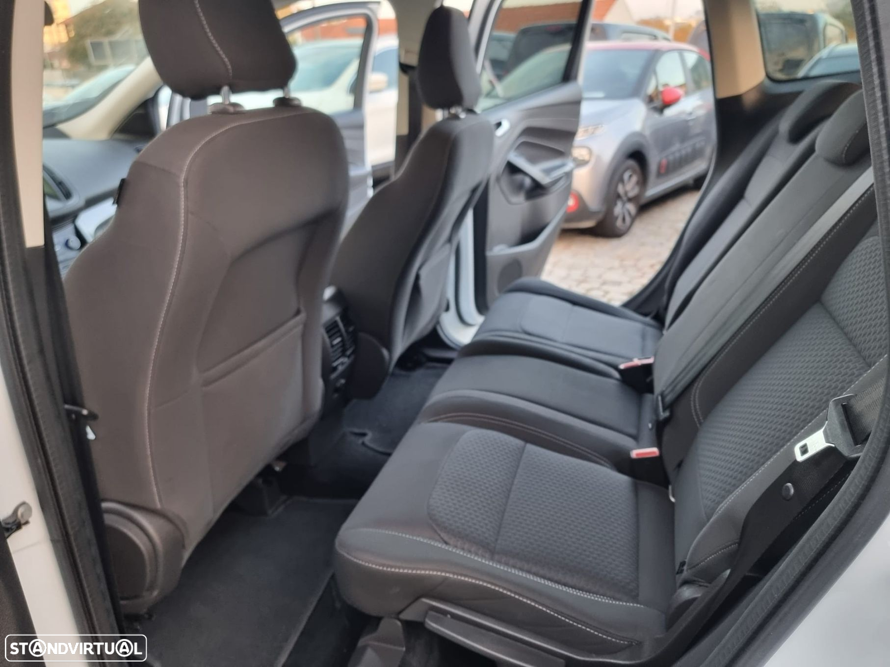 Ford Kuga 1.5 TDCi Titanium - 20