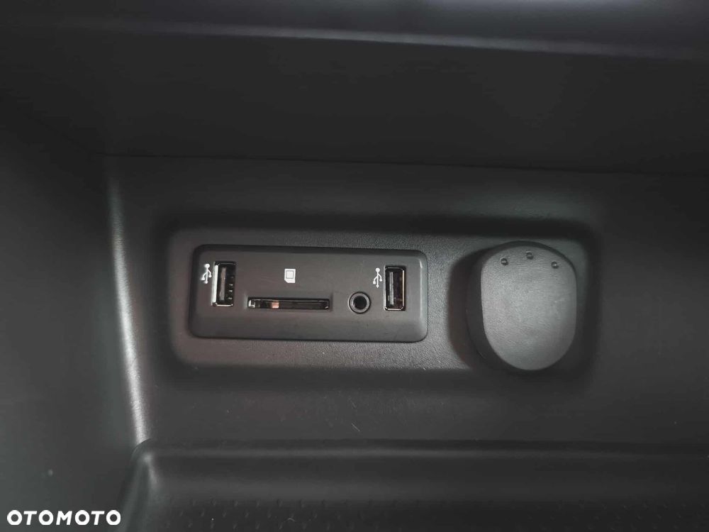 Renault Megane ENERGY dCi 130 GT LINE - 38