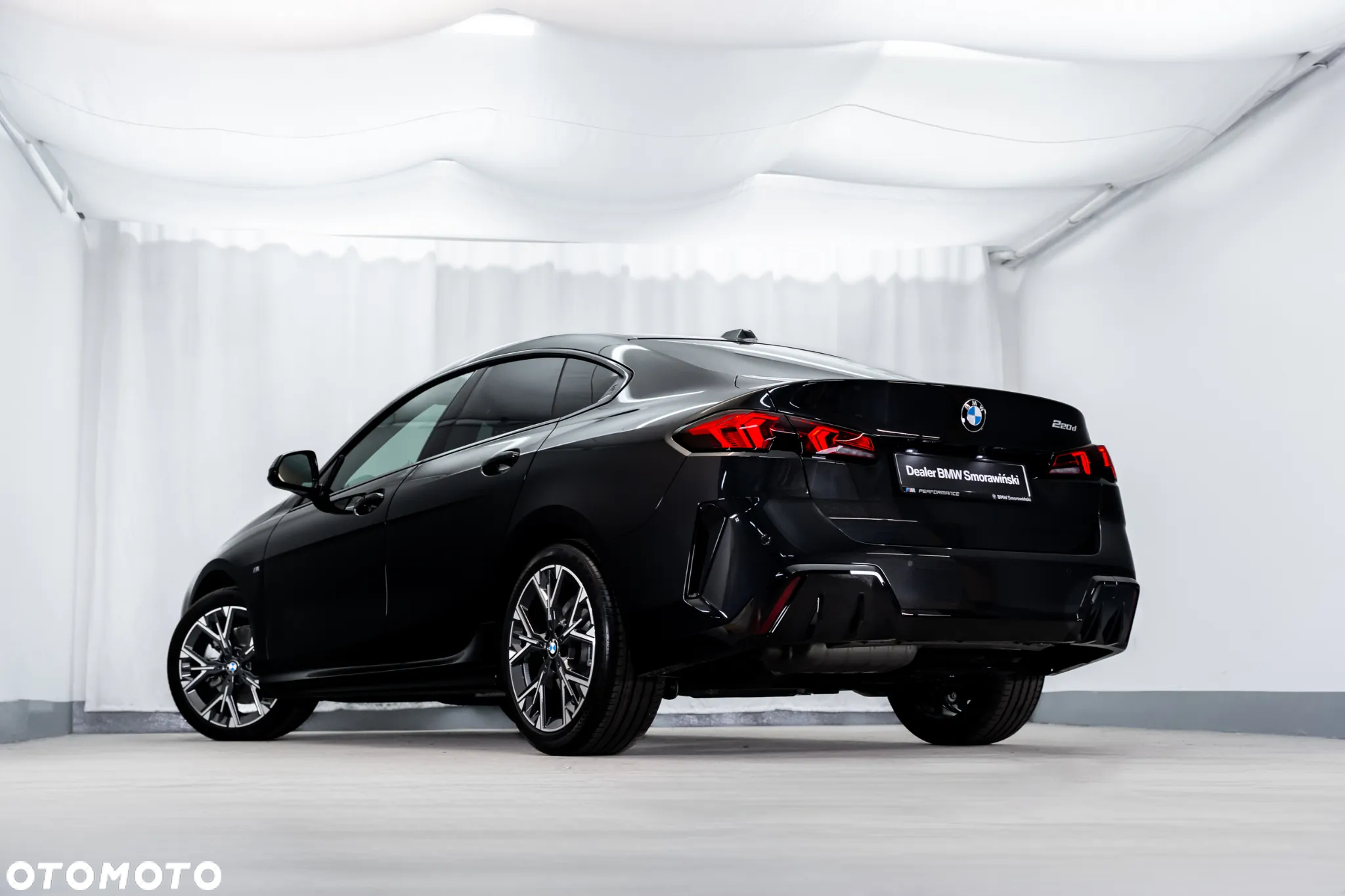 BMW Seria 2 218d M Sport - 12