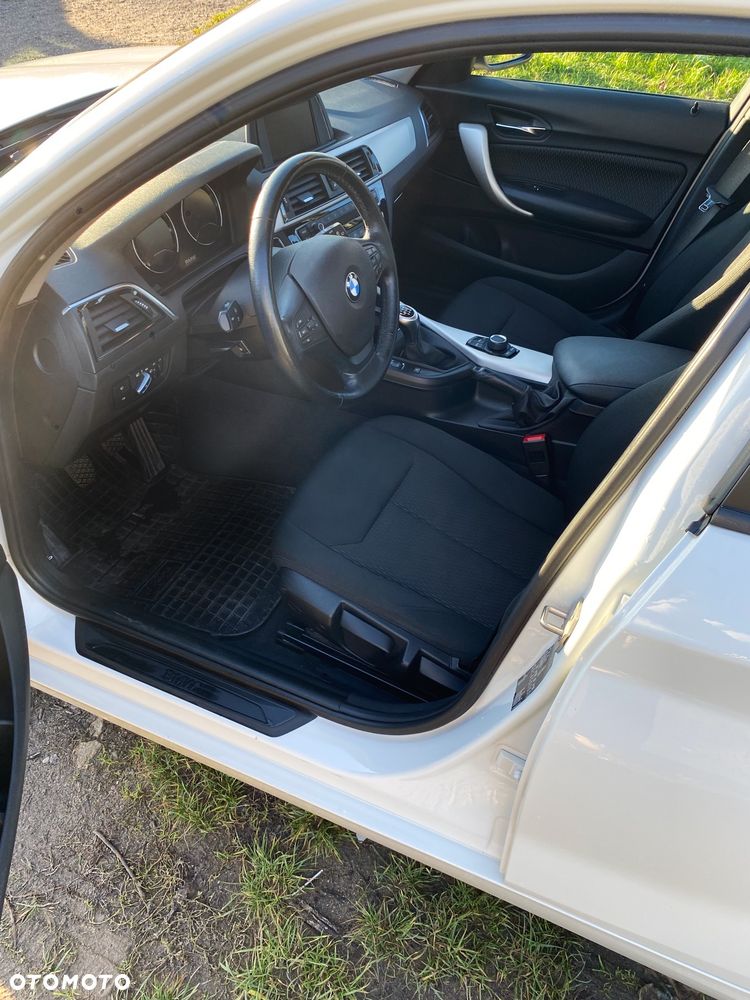 BMW Seria 1 118i - 7