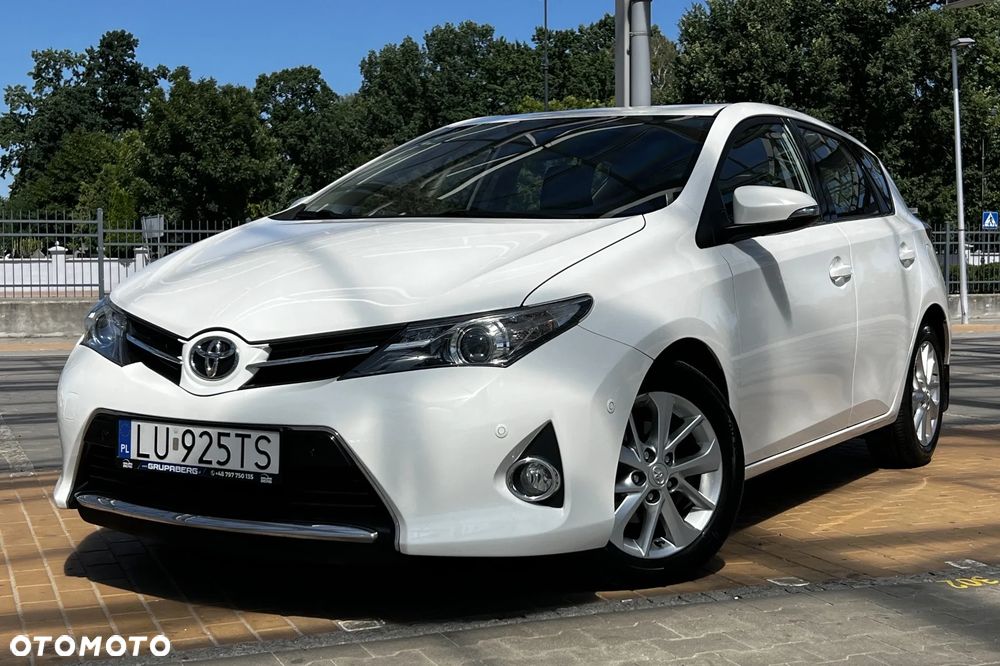 Toyota Auris - 1