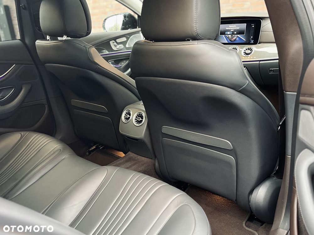 Mercedes-Benz CLS - 18