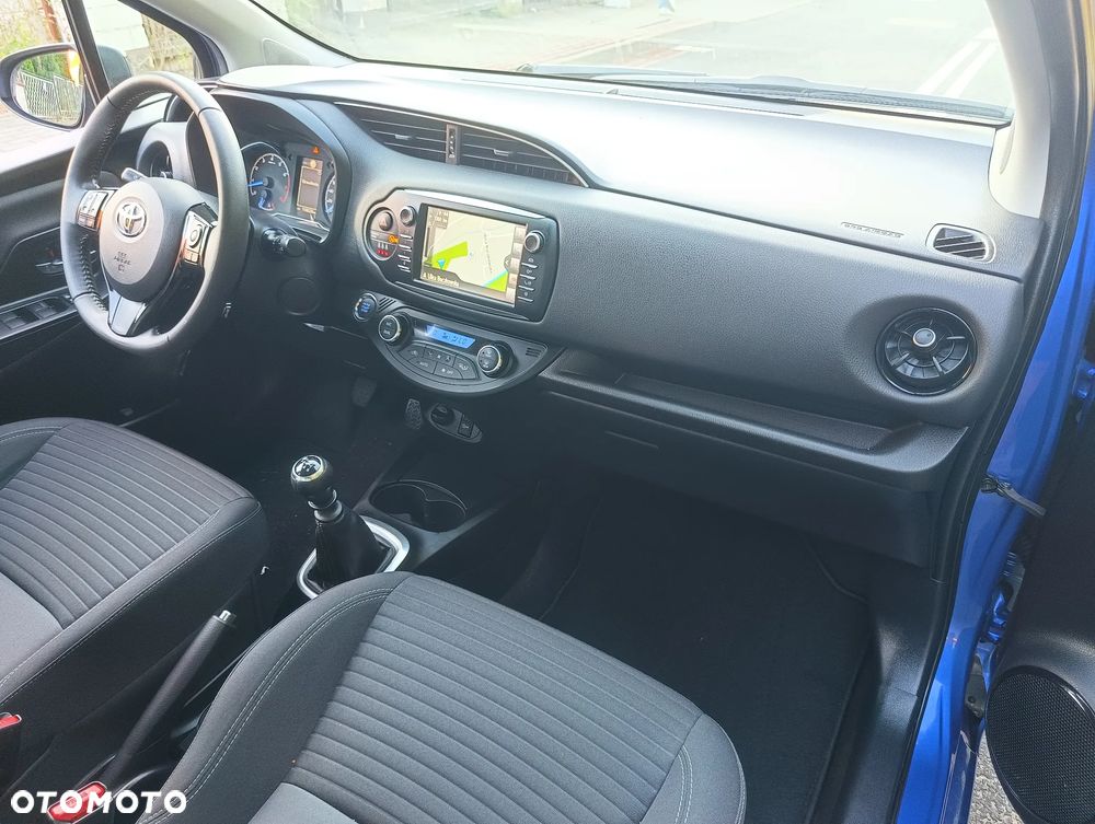 Toyota Yaris 1.5 Premium - 14