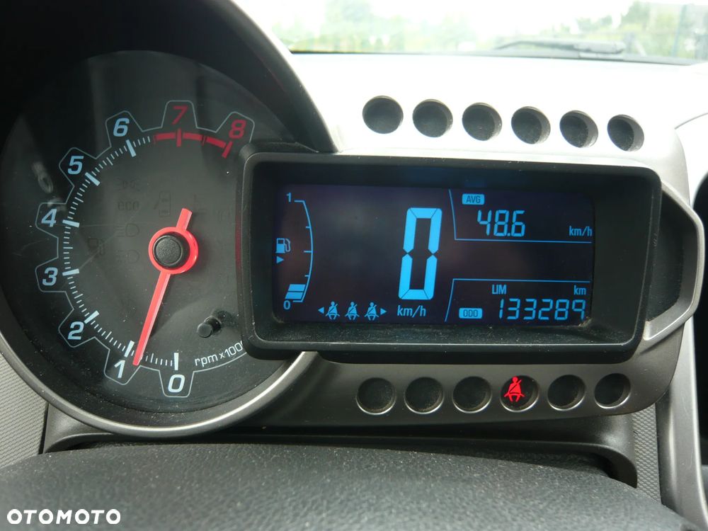 Chevrolet Aveo 1.4 16V LT - 12