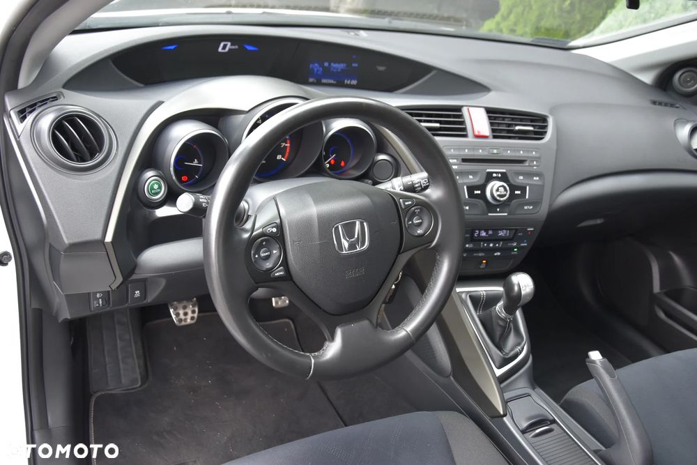 Honda Civic 1.8 Executive - 13