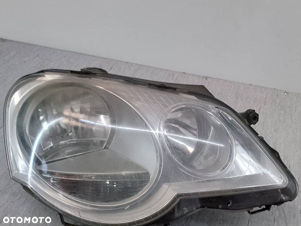 LAMPA PRZÓD PRAWA VW POLO 9N 6Q1941008AT   89312006 - 8