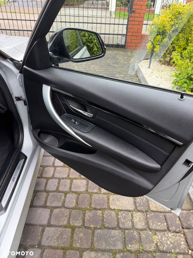 BMW Seria 3 320d DPF Edition Fleet - 20