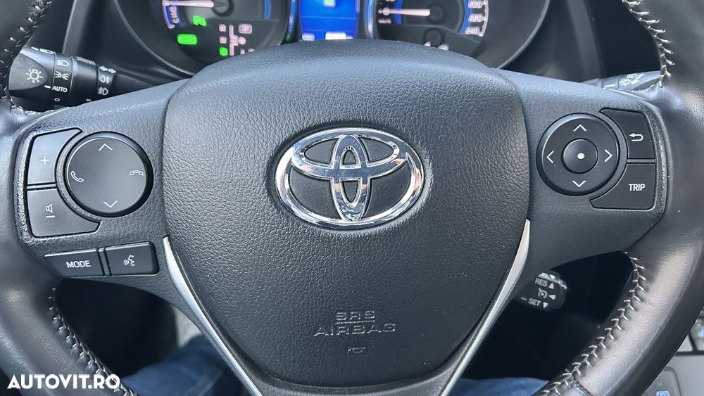 Toyota Auris 1.8 L VVT-i Sol - 5