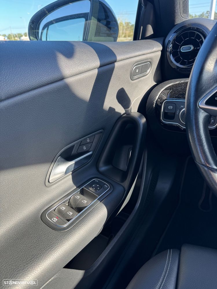 Mercedes-Benz A 250 e - 15