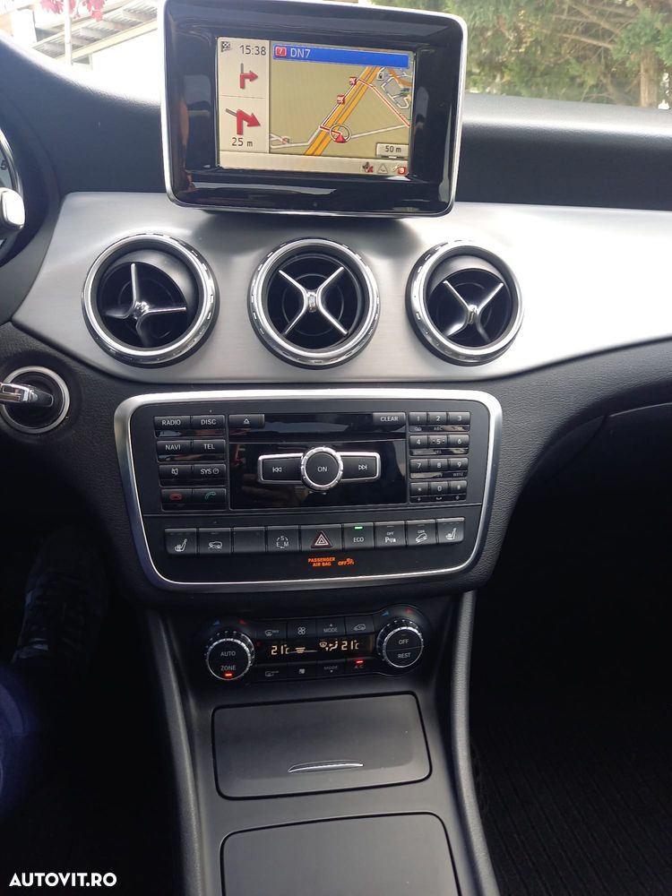 Mercedes-Benz GLA 220 CDI 4MATIC 7G-DCT Urban - 17