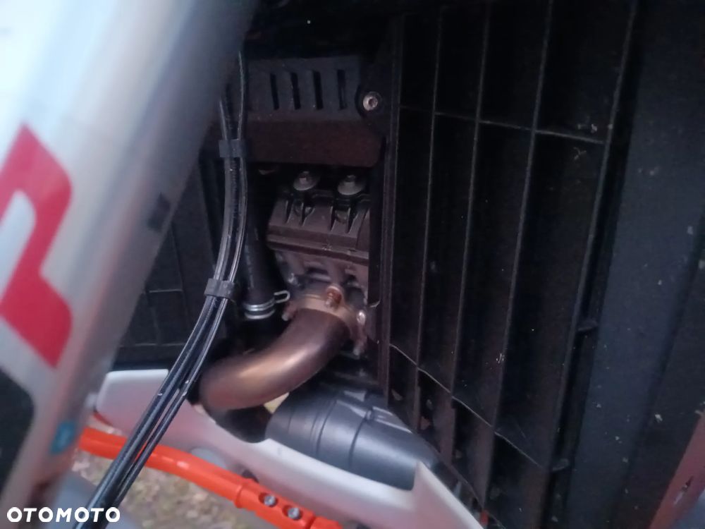 KTM Super Adventure - 13