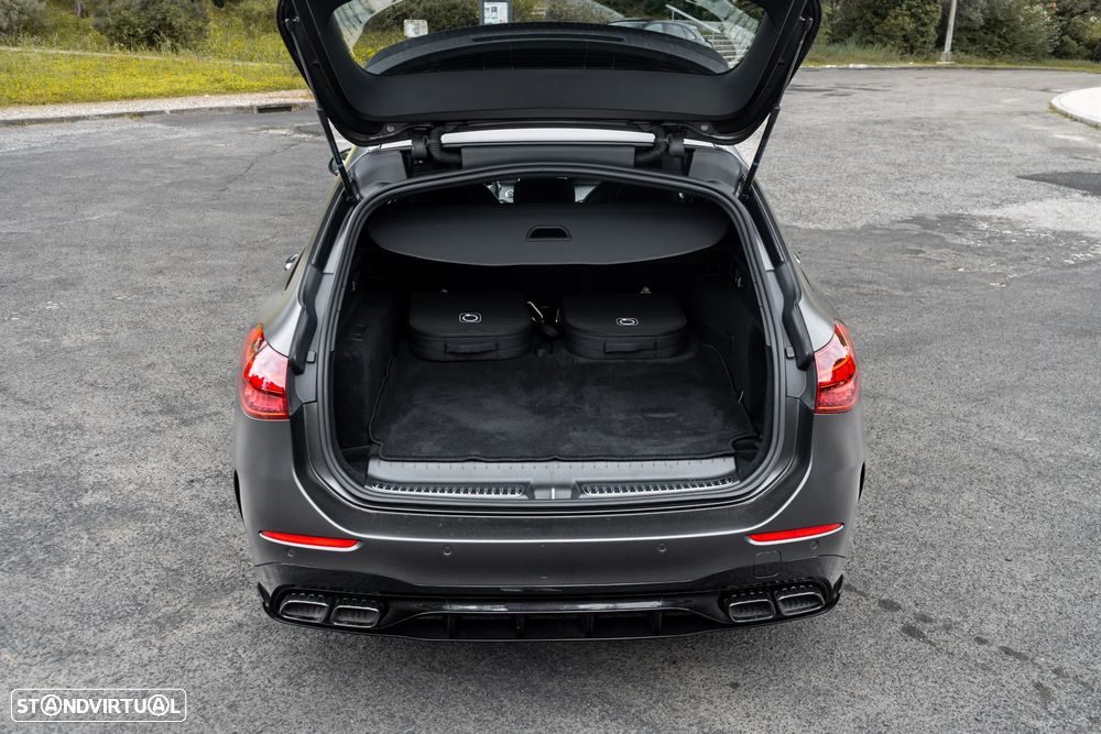 Mercedes-Benz C 63 AMG S E Performance Speedshift MCT9G - 32