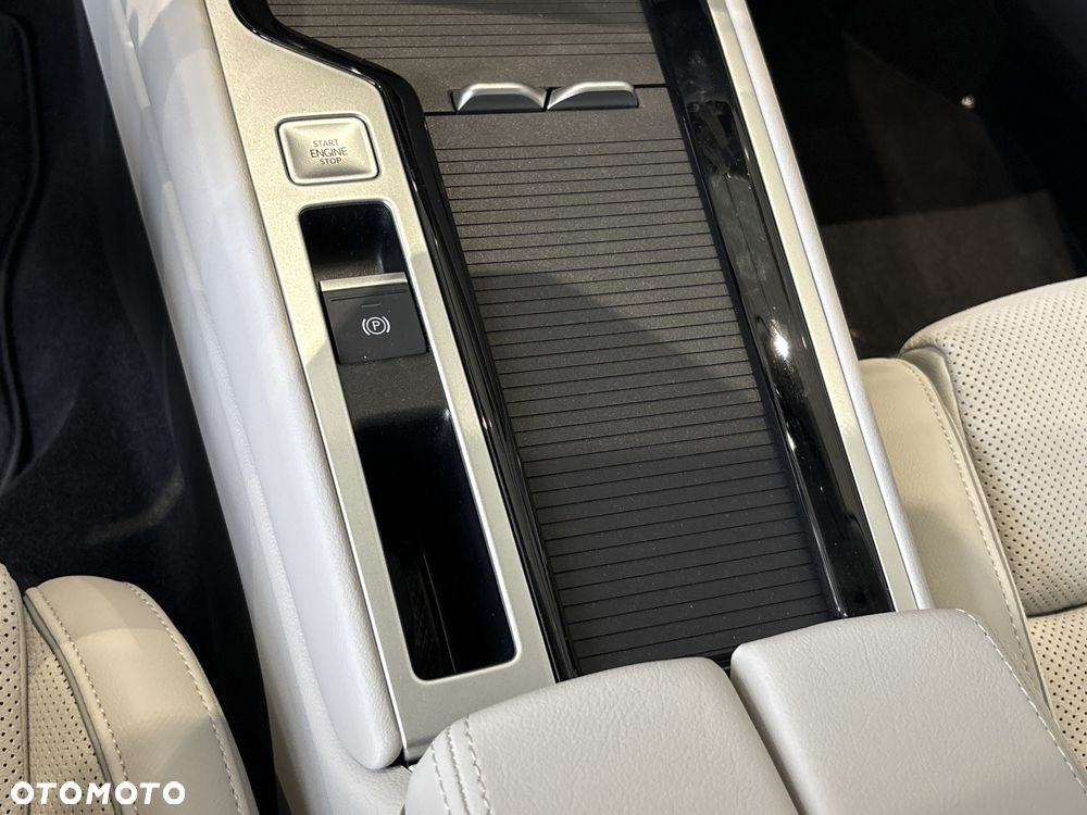 Volkswagen Passat - 16