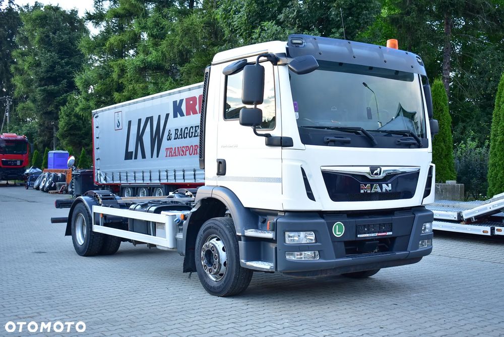 MAN TGM 15.250 4x2 BL Rama do zabudowy/ Manual/ Blokada/ Przystawka PTO/ Klima/ Wywrotka/ Kipper/ Kiper/ Beczka/ Hakowiec/ Euro 6 / Sprowadzony - 3