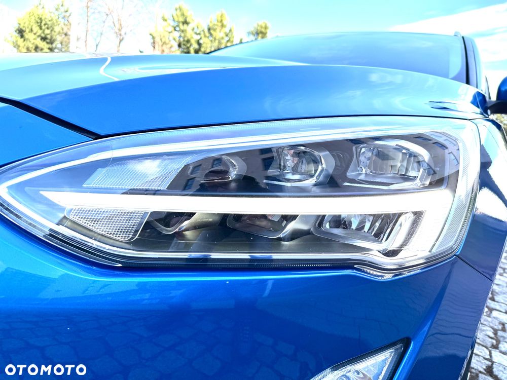 Ford Focus SW 1.0 EcoBoost S&S TITANIUM X - 9