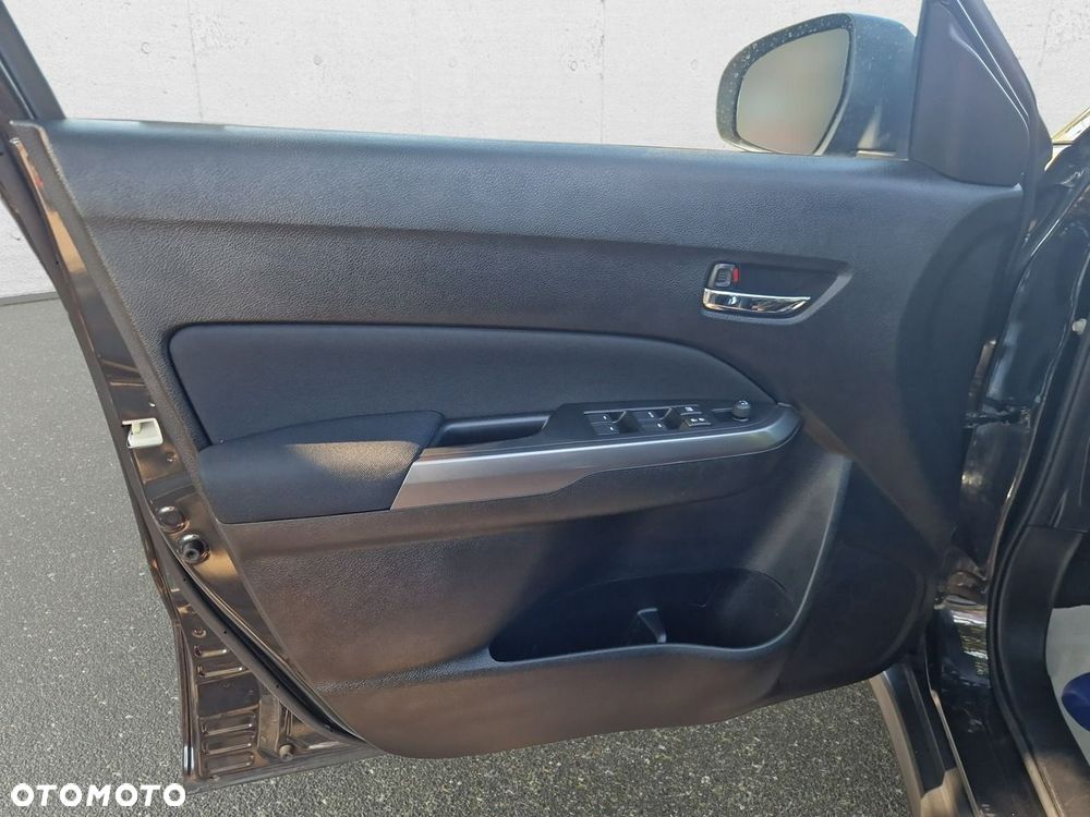 Suzuki Vitara - 10