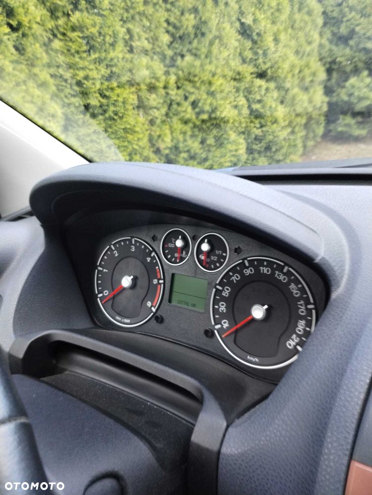 Ford Fiesta - 7