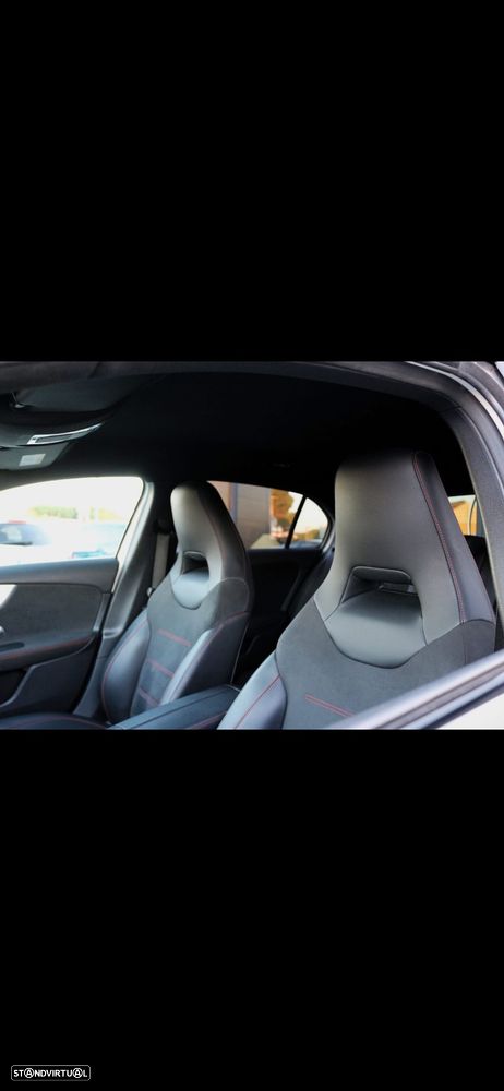 Mercedes-Benz A 250 e AMG Line - 13