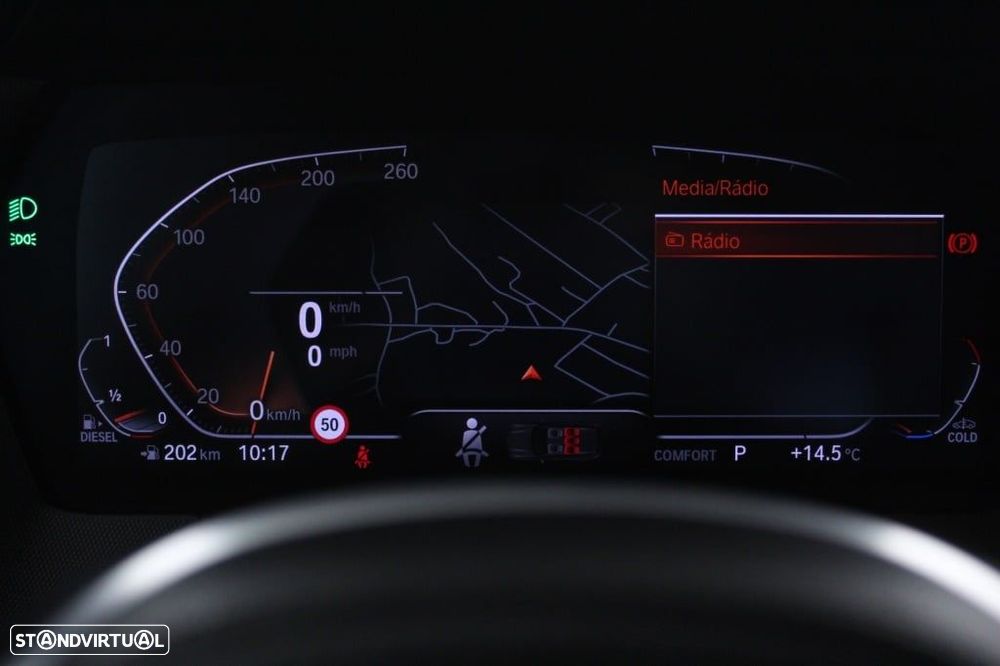 BMW 116 d Pack Desportivo M Auto - 26