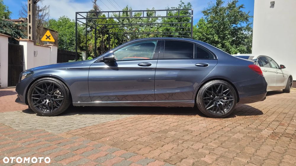 Mercedes-Benz Klasa C 300 7G-TRONIC - 6