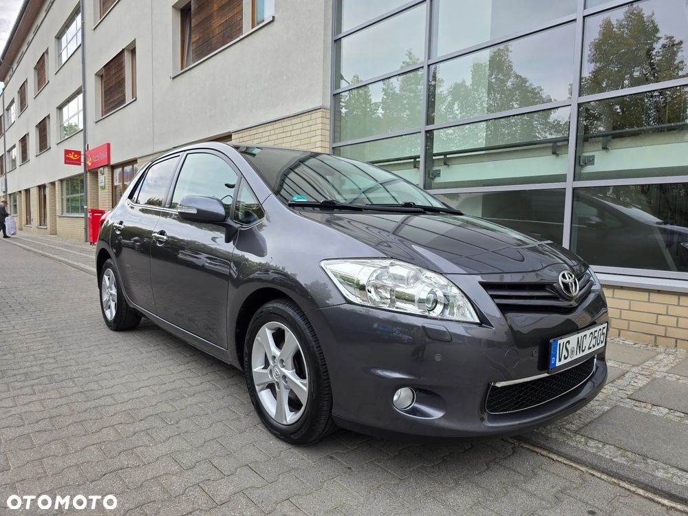 Toyota Auris - 9
