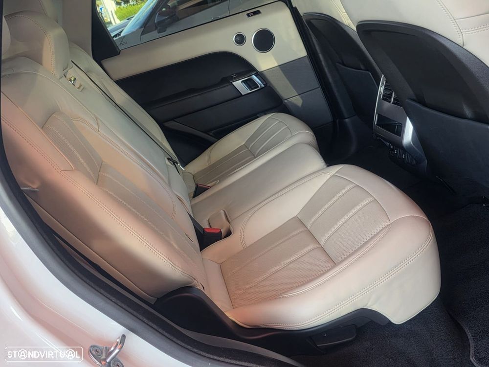 Land Rover Range Rover Sport 3.0 TDV6 HSE Dynamic - 18