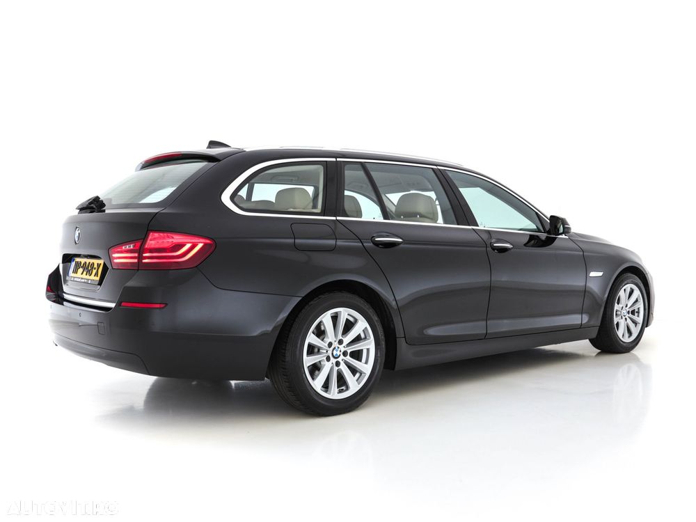 BMW Seria 5 520d Aut. Luxury Line - 6