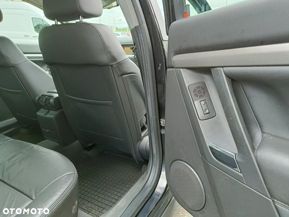Opel Vectra 1.9 CDTI DPF Cosmo Plus - 21