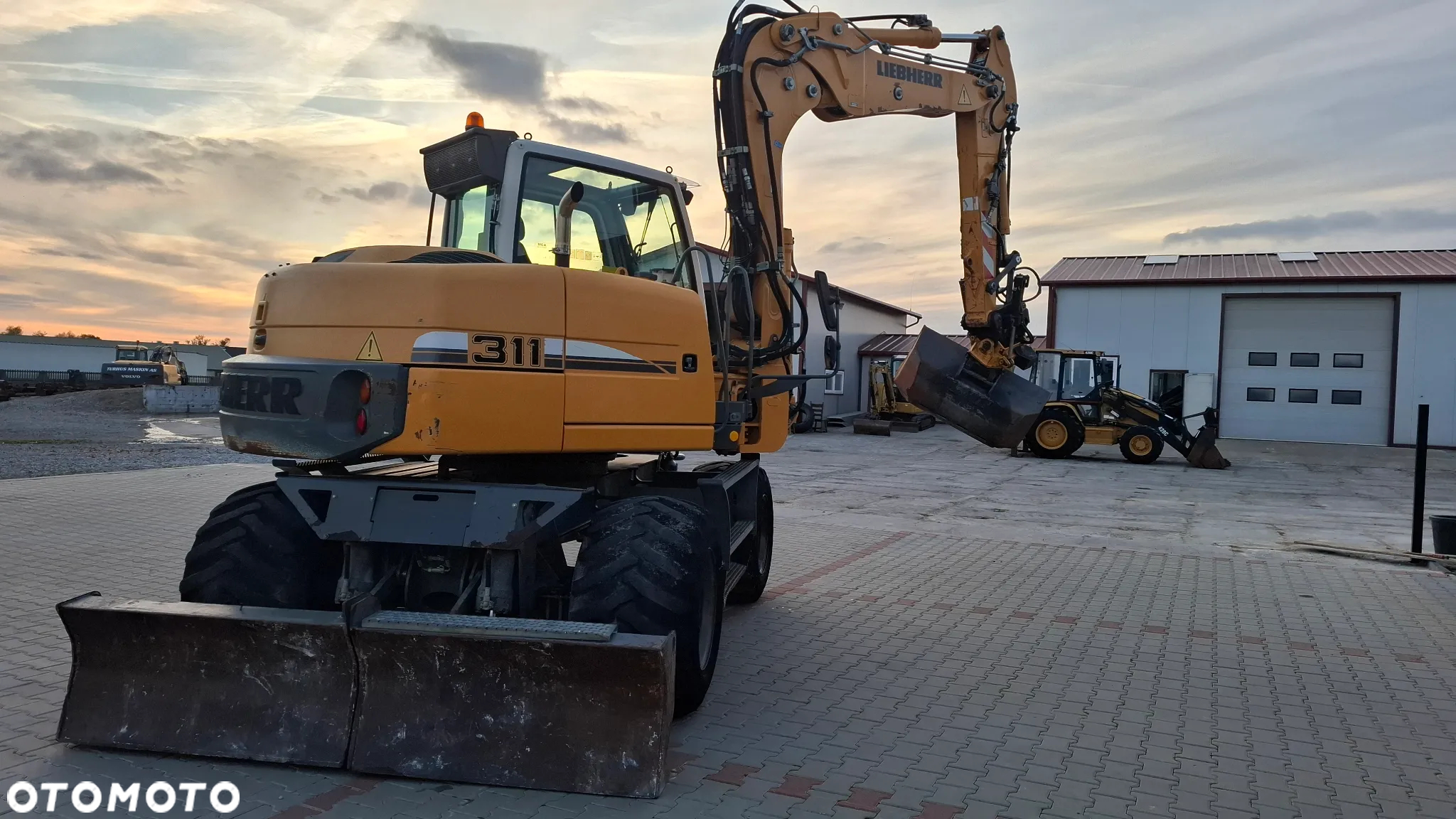 Liebherr A311 ROTOTILT - 13