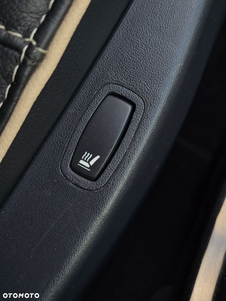 Renault Espace 2.0 dCi FAP Initiale - 32