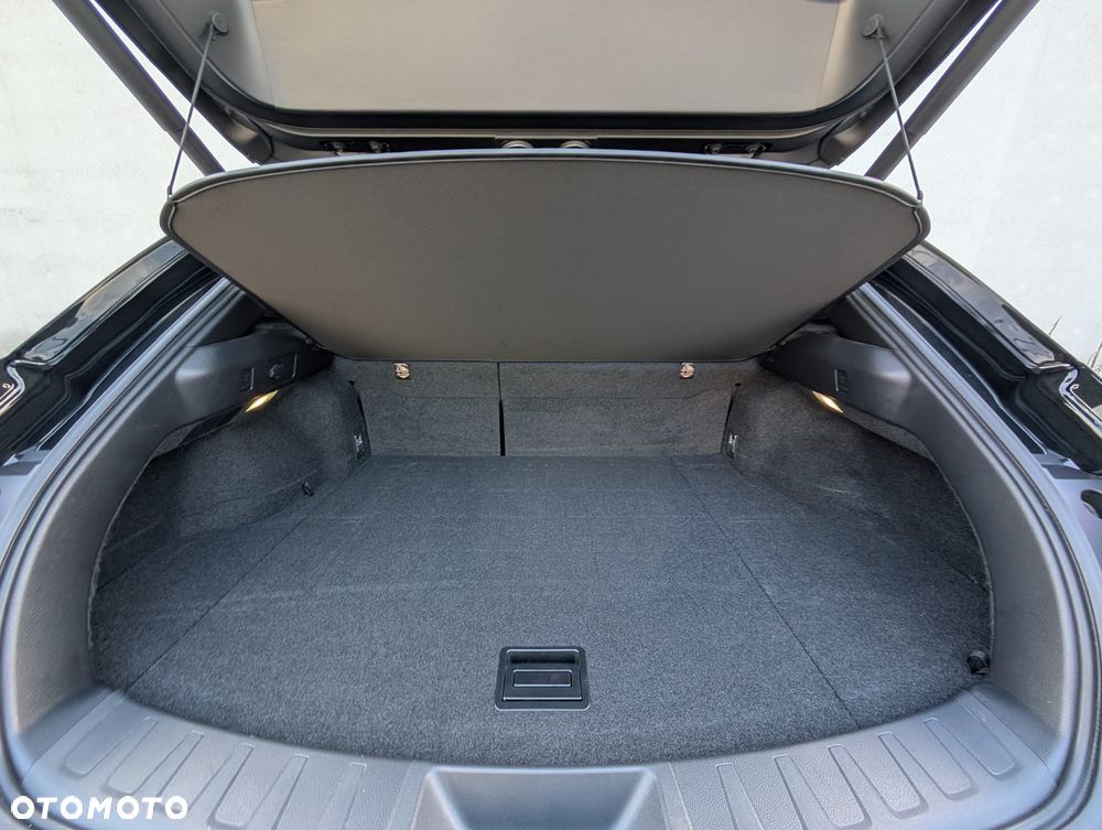 Lexus UX 250h GPF Business 2WD - 26