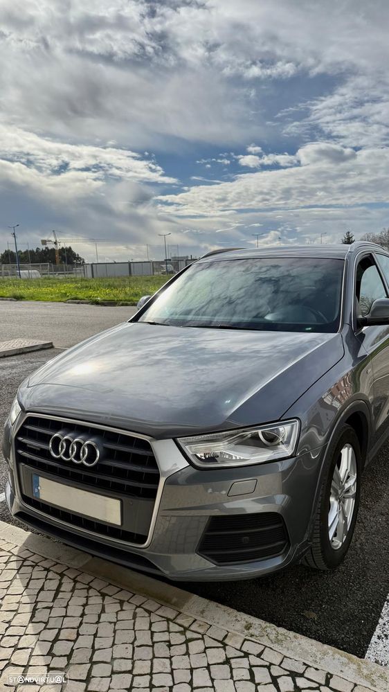 Audi Q3 2.0 TDI quattro S-line - 1