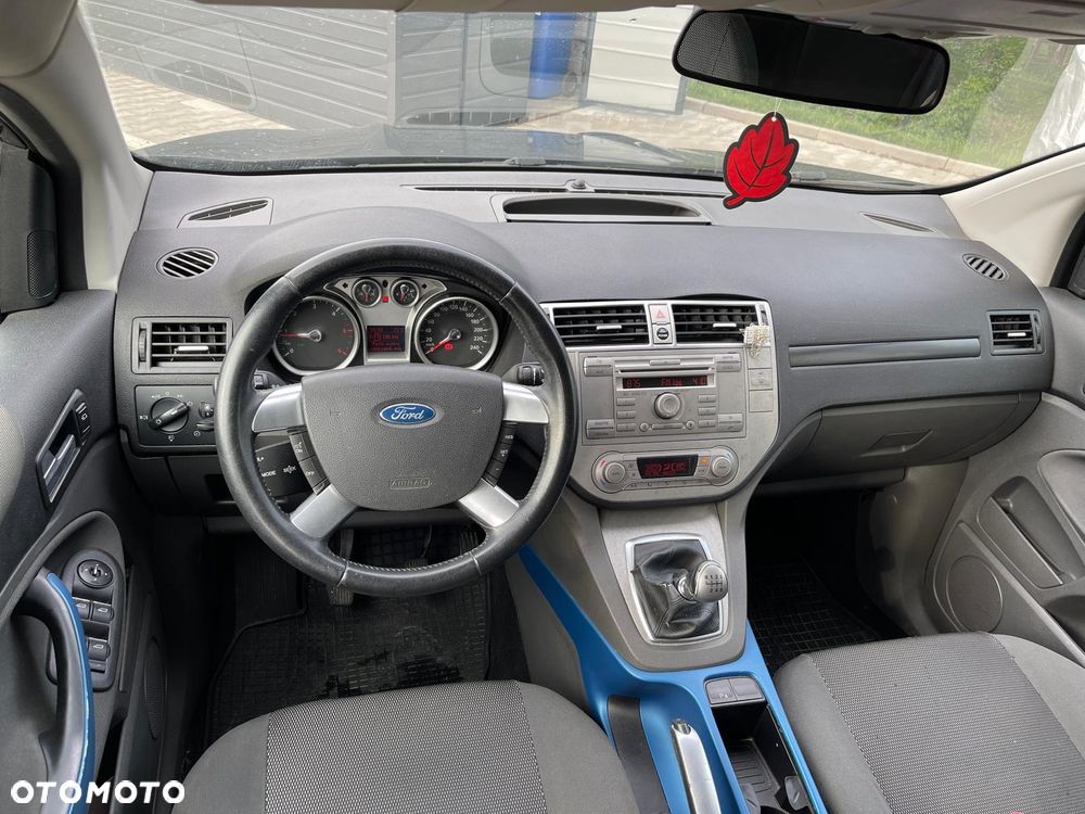 Ford Kuga - 7