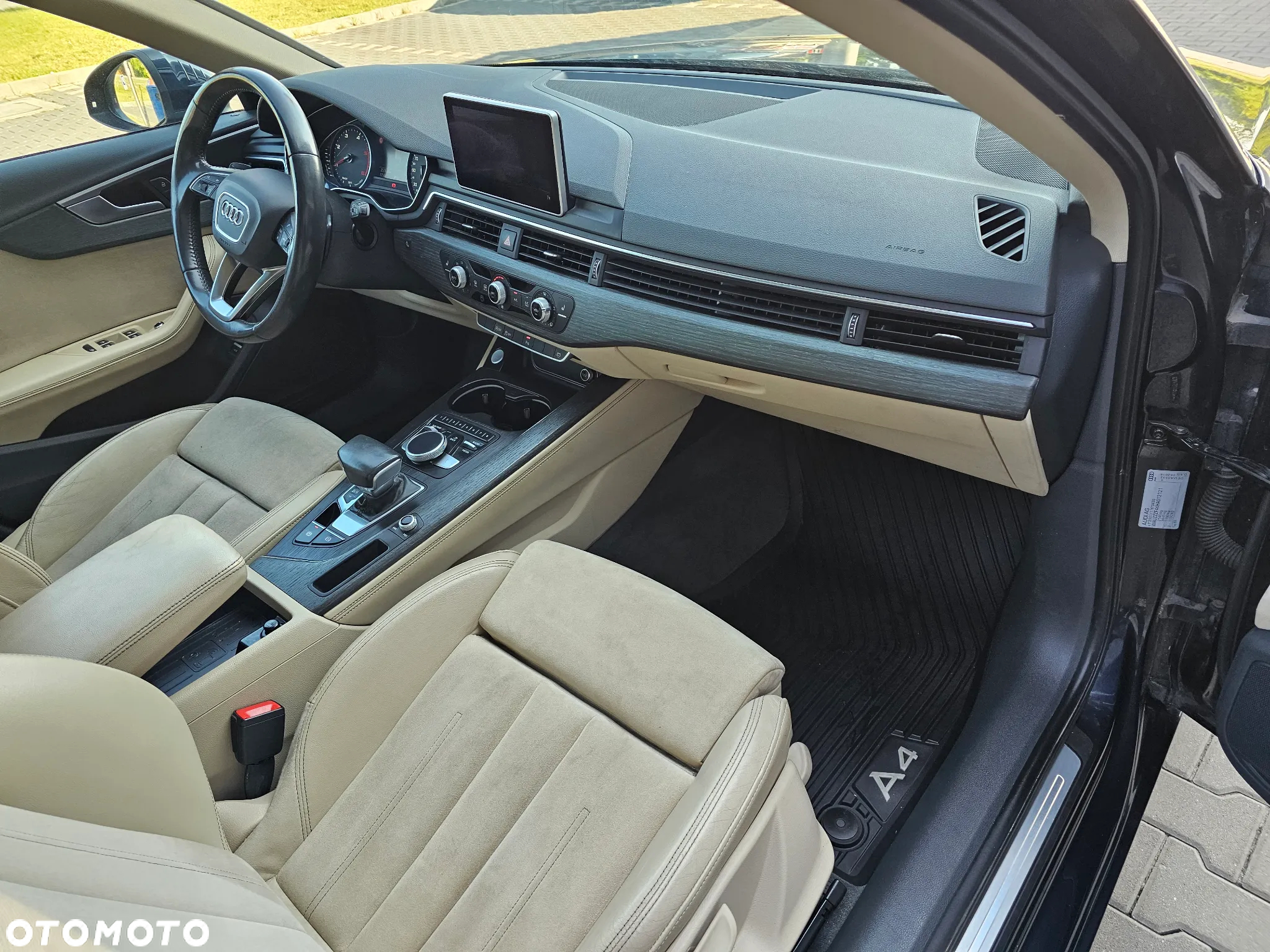 Audi A4 2.0 TDI S tronic - 10