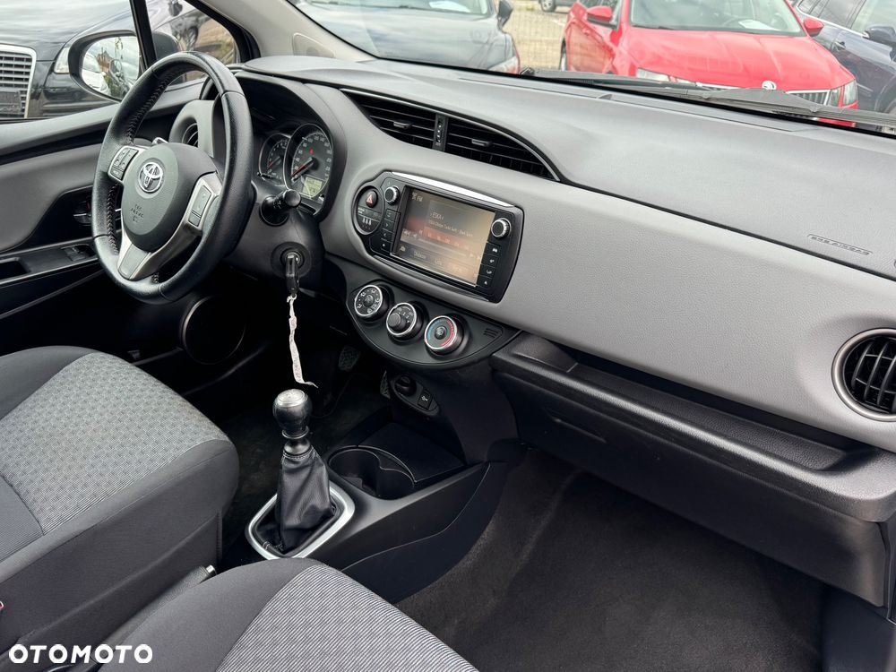 Toyota Yaris 1.33 VVT-i Style - 16