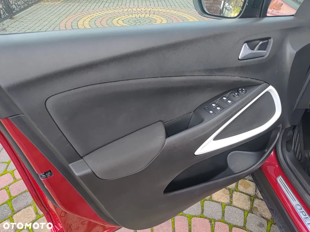 Opel Crossland X - 16