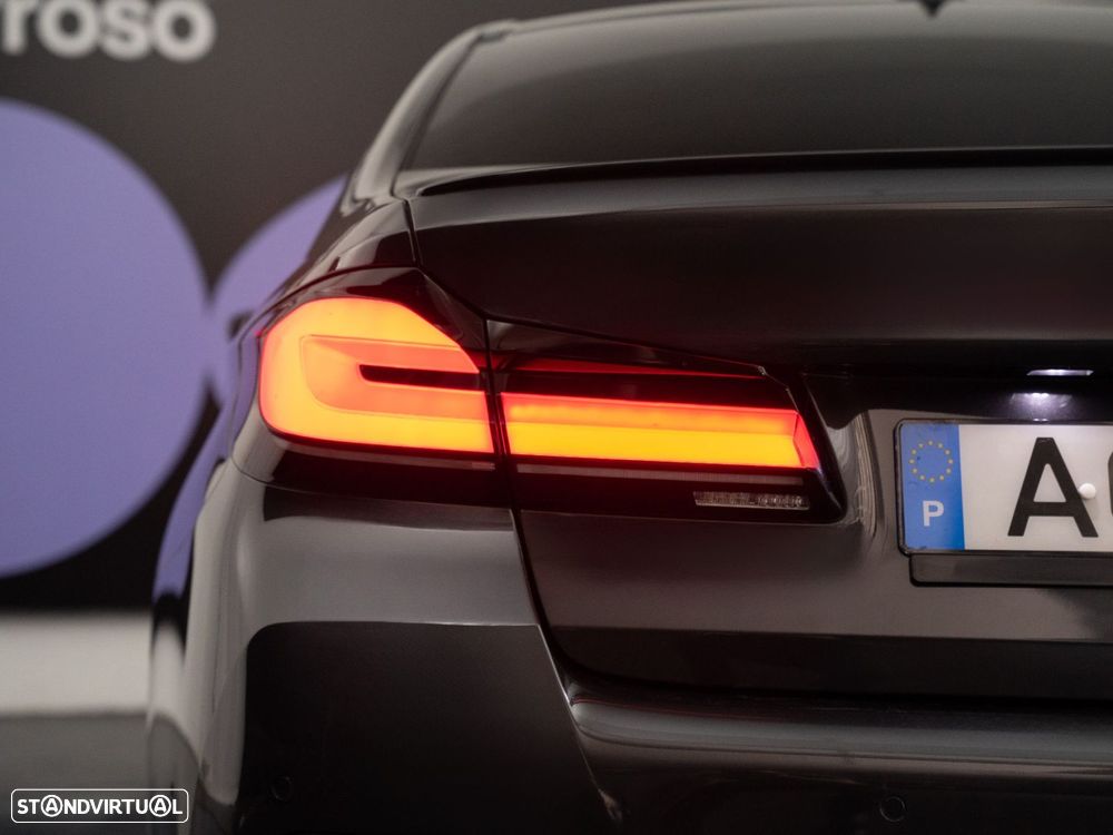 BMW 530 e Pack M - 11