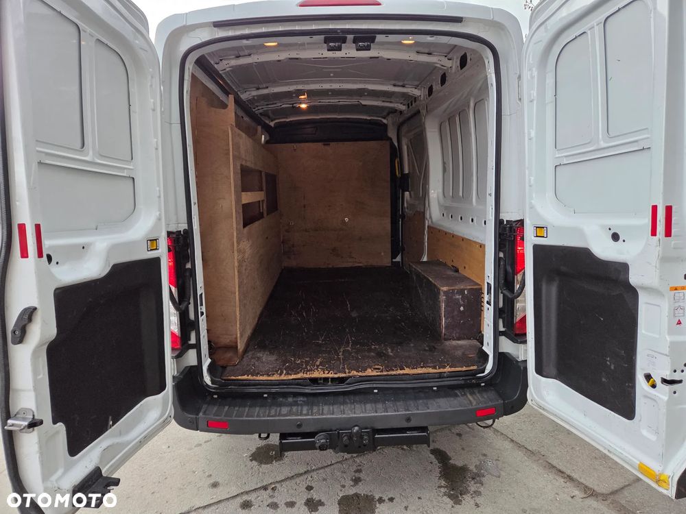 Ford Transit - 9