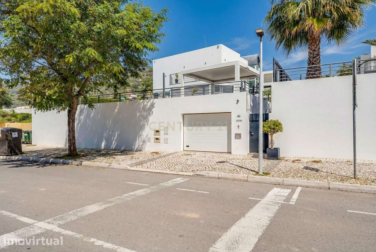 Moradia Contemporânea , com 5 quartos, na Marina de Albufeira. - Grande imagem: 2/40