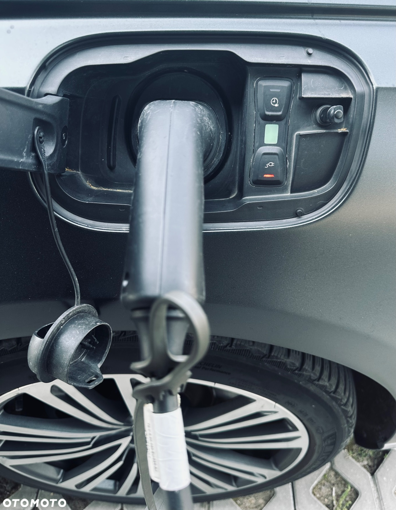 Audi A8 L 60 TFSI e Quattro Tiptronic - 21